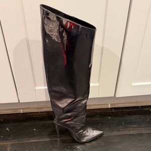 Elegant Black Heeled Boots for Women size 38